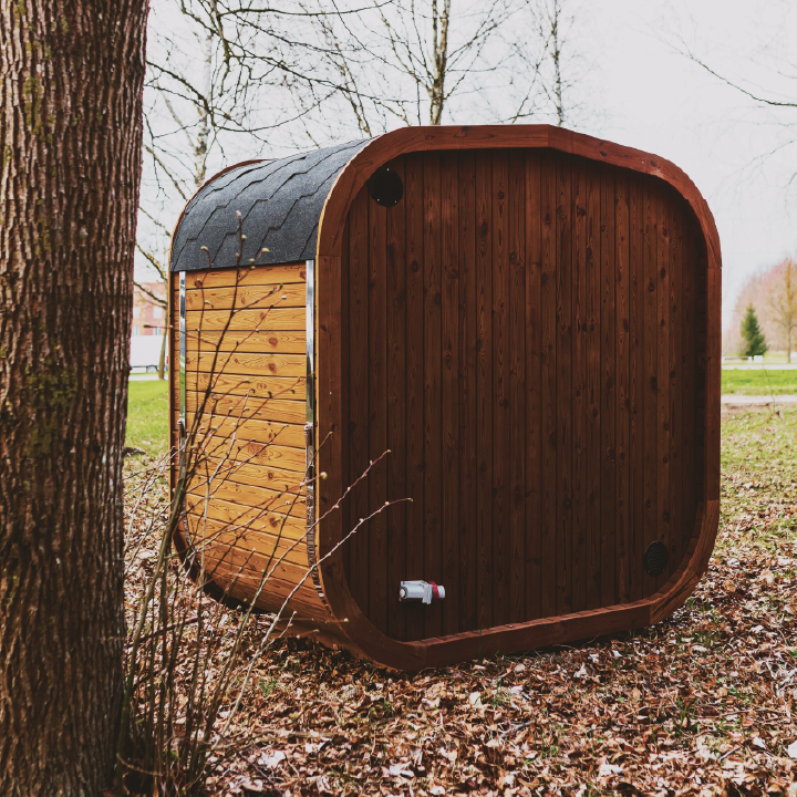 Mande MW16 ThermoWood Outdoor Sauna | Harvia Heater Options