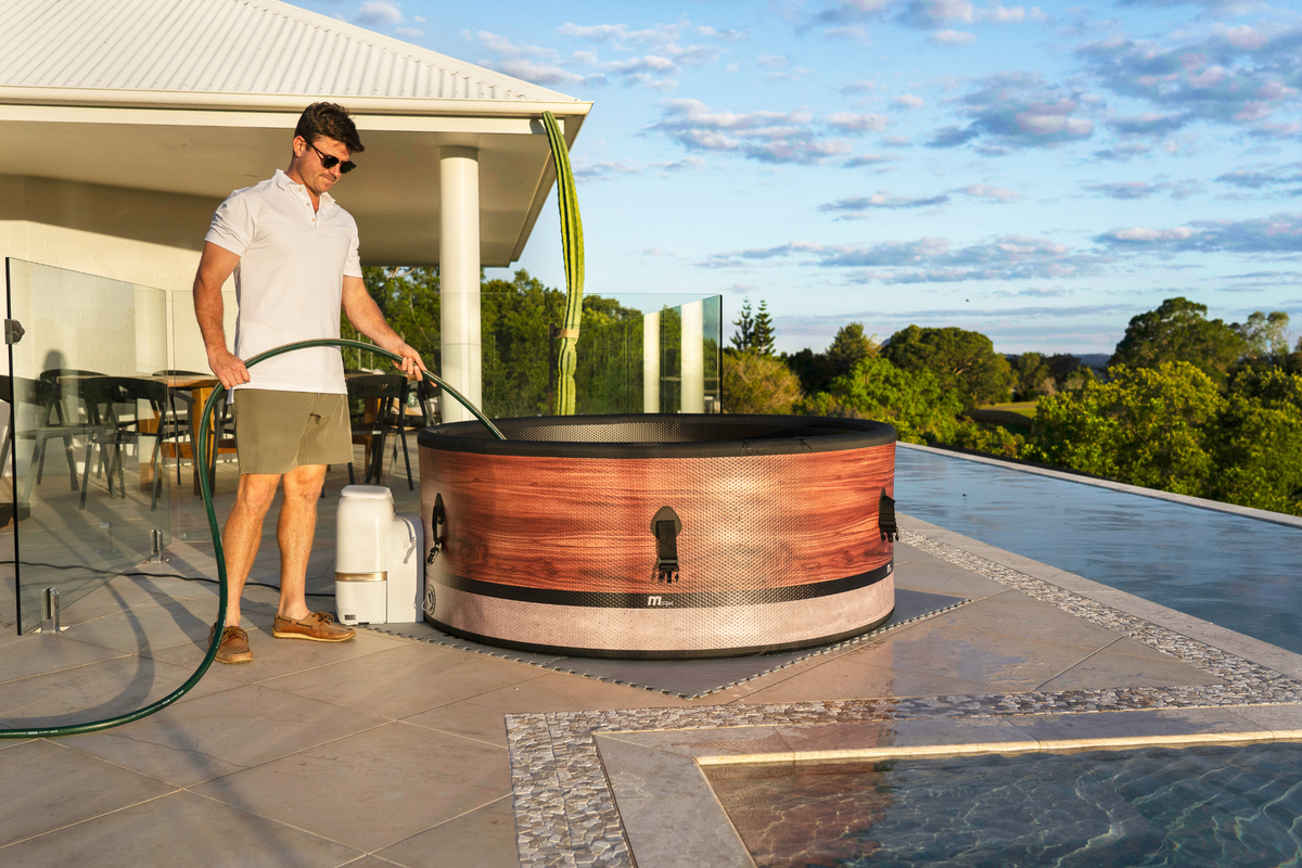 MSpa Duet Verto Inflatable Hot Tub | 6-Person | 138 Air Jets | 245-Gallon Capacity